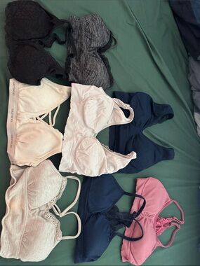 Mixed Women’s Bras Pack — Pink, Navy, Black, Gray, Cream